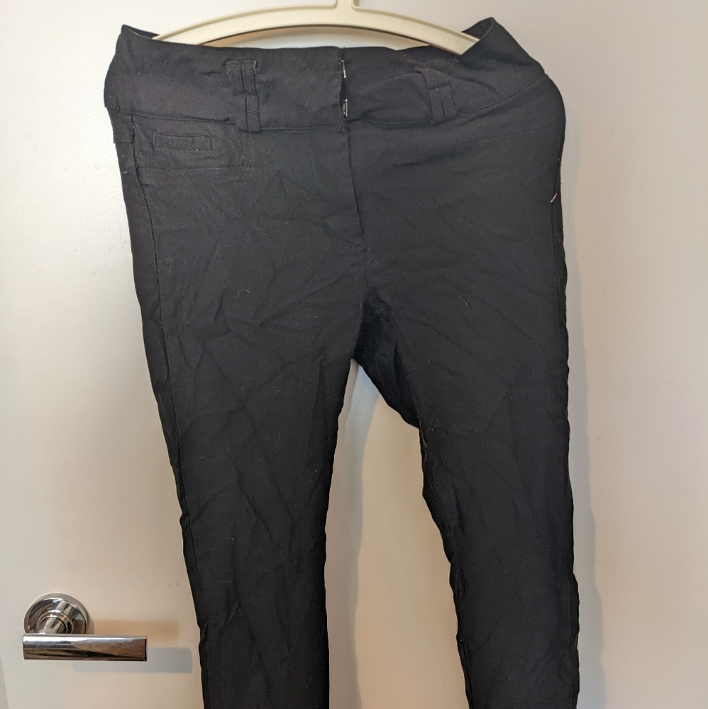 Black stretchy pants